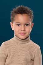 Donker blauwe schoolfoto achtergrond portret