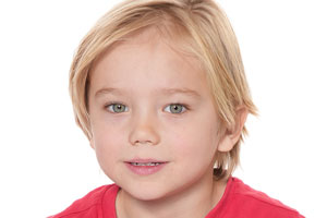 Liggende close-up schoolfoto van het gezicht
