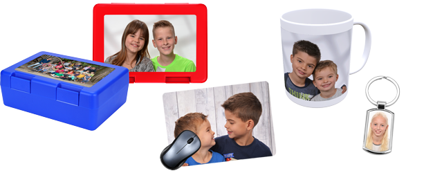 Fun schoolfoto producten, zoals sleutelhangers, mokken of muismatten